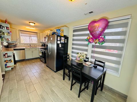 Tiny photo for 2022 Cardinal Drive, Glendale Heights, IL 60139 (MLS # 12631490)