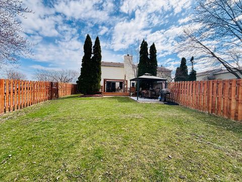 Tiny photo for 2022 Cardinal Drive, Glendale Heights, IL 60139 (MLS # 12631490)