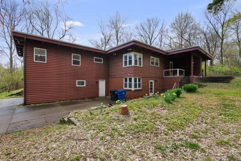 Tiny photo for 1031 27th Street, Moline, IL 61265 (MLS # 12615998)