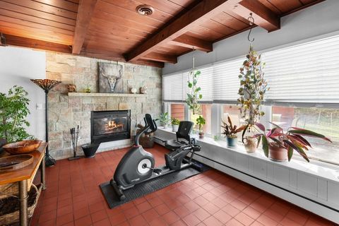 Tiny photo for 1031 27th Street, Moline, IL 61265 (MLS # 12615998)