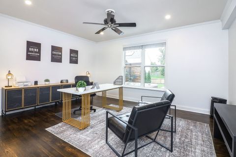 Tiny photo for 335 Forest Trail, South Elgin, IL 60177 (MLS # 12495936)