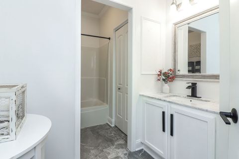 Tiny photo for 335 Forest Trail, South Elgin, IL 60177 (MLS # 12495936)