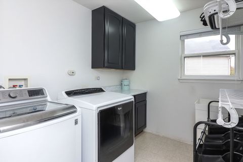 Tiny photo for 335 Forest Trail, South Elgin, IL 60177 (MLS # 12495936)