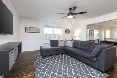 Tiny photo for 335 Forest Trail, South Elgin, IL 60177 (MLS # 12495936)