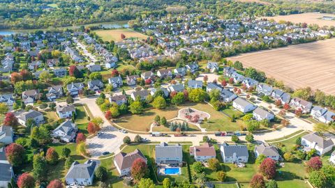 Tiny photo for 335 Forest Trail, South Elgin, IL 60177 (MLS # 12495936)