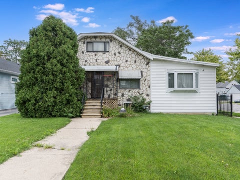 Photo of 519 S 7th Avenue, Maywood, IL 60153 (MLS # 12684244)