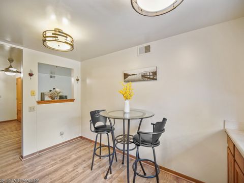 Tiny photo for 3727 214th Place #2C, Matteson, IL 60443 (MLS # 12487127)