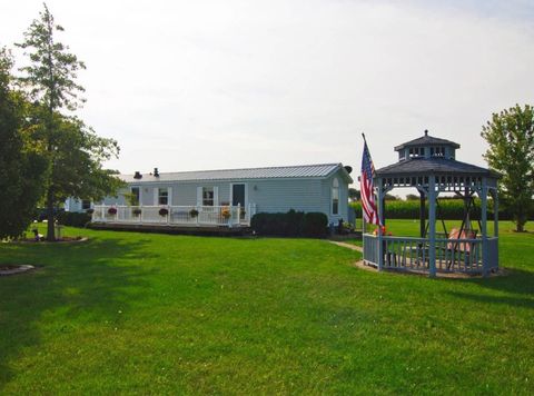 Tiny photo for 33850 E 2900 North Road, Dwight, IL 60420 (MLS # 12567913)