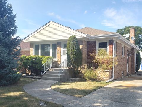 A home in Harwood Heights