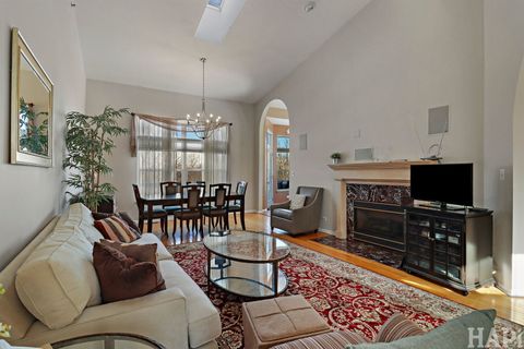 Tiny photo for 274 Prairie View Lane #274, Wheeling, IL 60090 (MLS # 12551845)