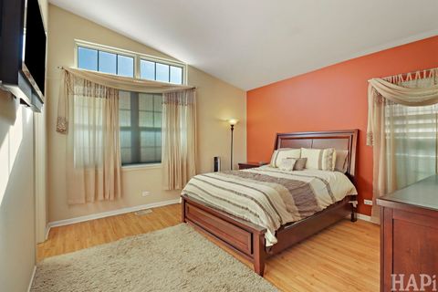 Tiny photo for 274 Prairie View Lane #274, Wheeling, IL 60090 (MLS # 12551845)