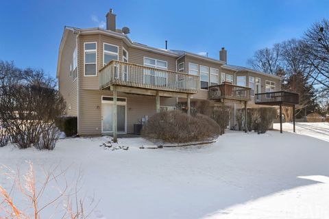 Tiny photo for 274 Prairie View Lane #274, Wheeling, IL 60090 (MLS # 12551845)