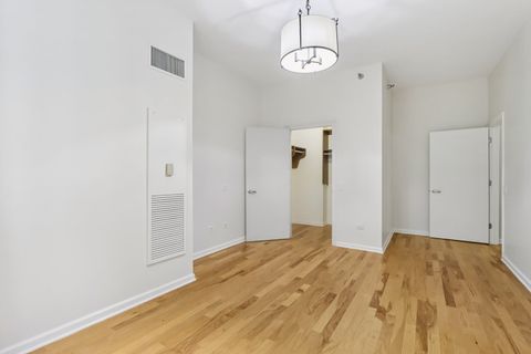 Tiny photo for 1111 S Wabash Avenue #2601, Chicago, IL 60605 (MLS # 12484896)