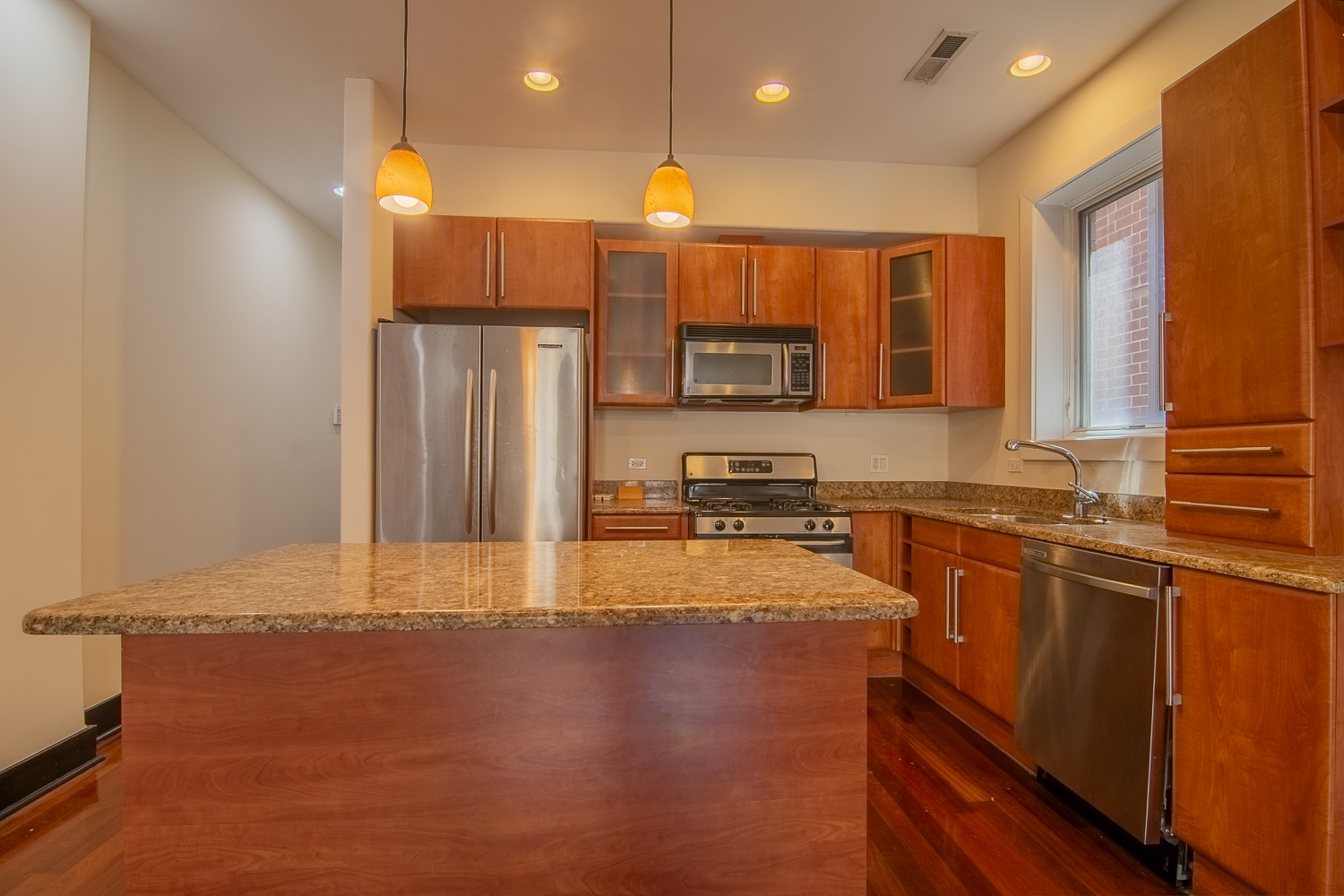 1531 W Fry Street 2
