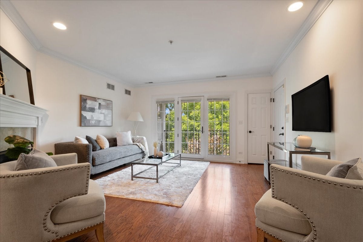 2536 Mcdaniel Avenue 402