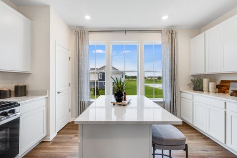 Tiny photo for 444 Red Oak Circle, Volo, IL 60020 (MLS # 12624158)