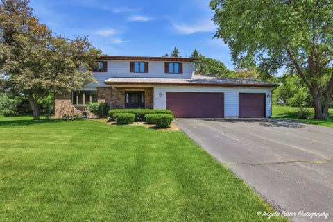 Photo of 2720 N Patricia Lane, McHenry, IL 60051 (MLS # 12760140)