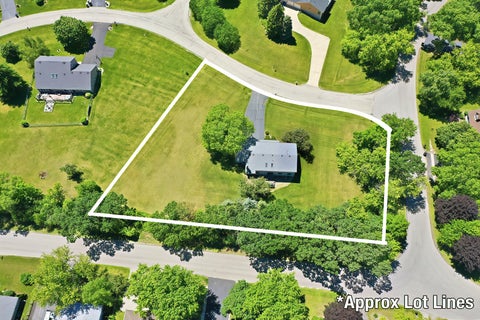 Tiny photo for 2720 N Patricia Lane, McHenry, IL 60051 (MLS # 12760140)