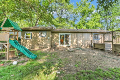 Tiny photo for 104 Dodson Drive S, Urbana, IL 61802 (MLS # 12386161)