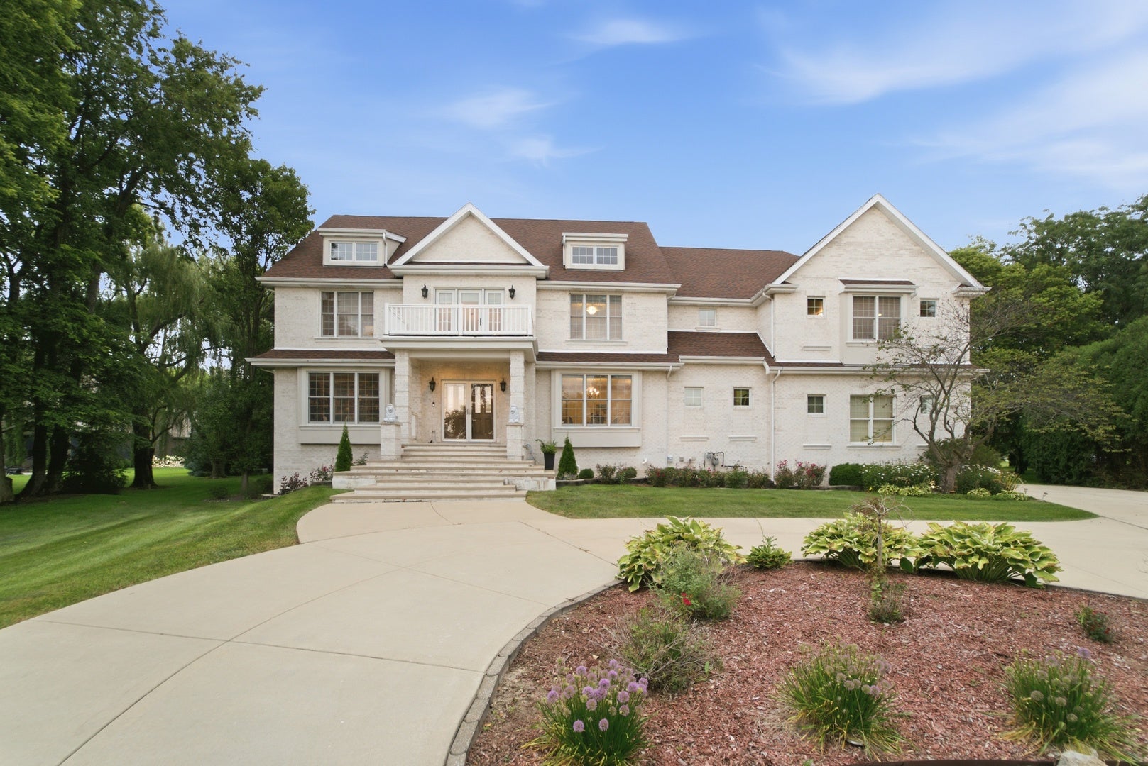 1096 Country Lane
