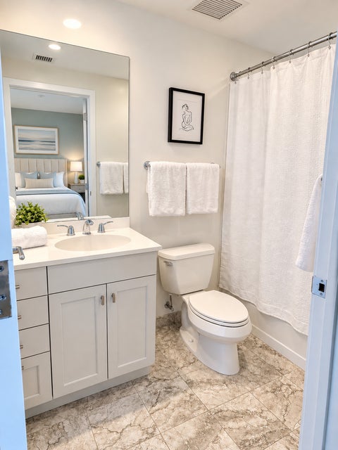 Tiny photo for 600 N LAKE SHORE Drive #1011, Chicago, IL 60611 (MLS # 12770732)