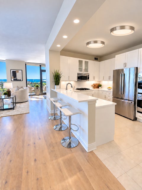 Tiny photo for 600 N LAKE SHORE Drive #1011, Chicago, IL 60611 (MLS # 12770732)