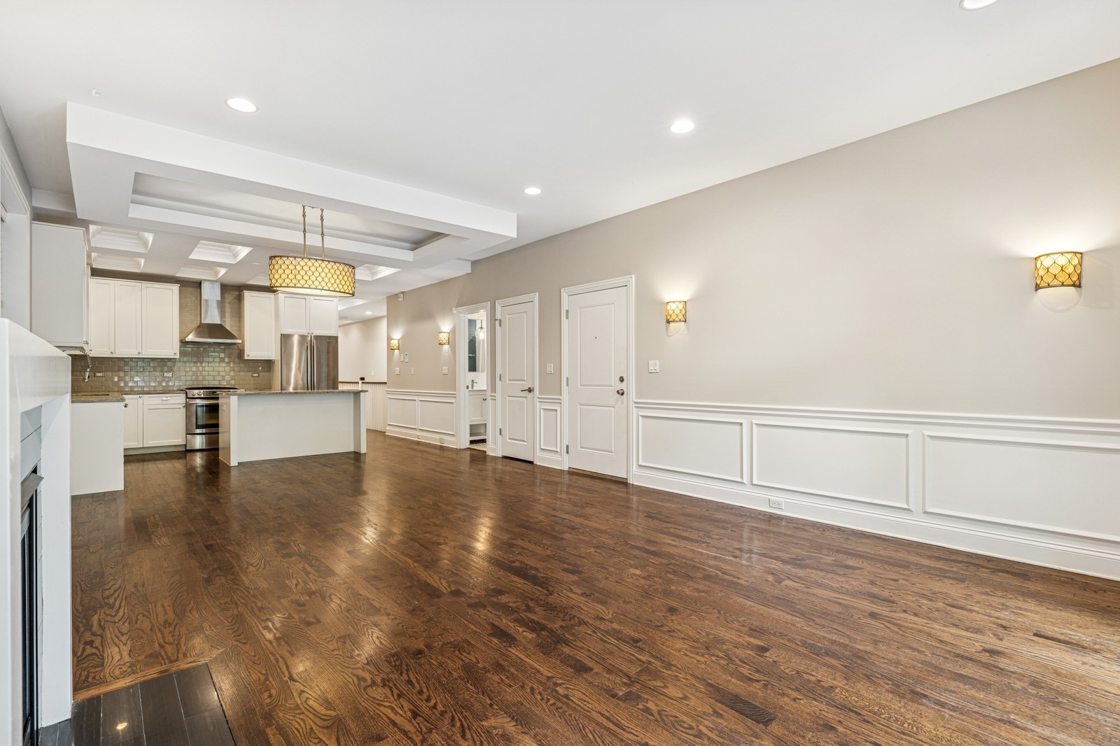 2004 W Erie Street 1W