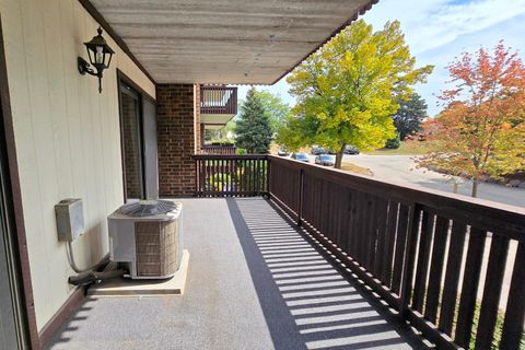 Tiny photo for 690 Chandler Road #207, Gurnee, IL 60031 (MLS # 12498880)