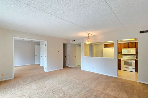 Tiny photo for 690 Chandler Road #207, Gurnee, IL 60031 (MLS # 12498880)