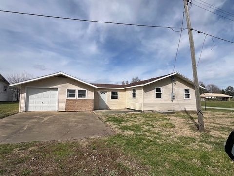 Tiny photo for 401 N Jackson Street, Philo, IL 61864 (MLS # 12601500)