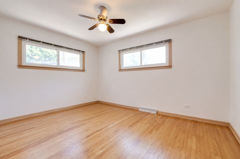 Tiny photo for 7845 N Nora Avenue, Niles, IL 60714 (MLS # 12711977)