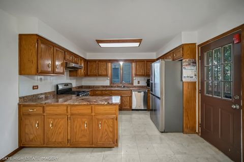 Tiny photo for 9149 Beloit Avenue, Bridgeview, IL 60455 (MLS # 12449521)