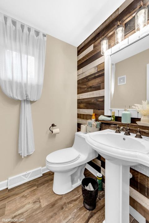 Tiny photo for 227 Stratford Lane, Inverness, IL 60010 (MLS # 12468074)