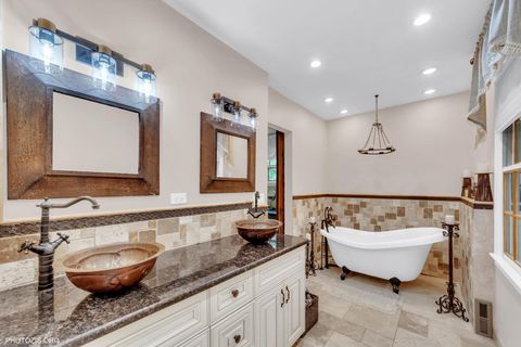 Tiny photo for 227 Stratford Lane, Inverness, IL 60010 (MLS # 12468074)