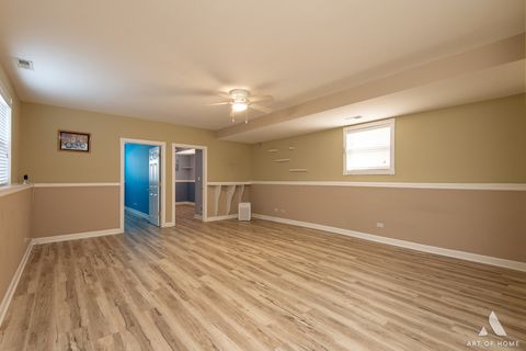 Tiny photo for 7319 W 58th Place, Summit, IL 60501 (MLS # 12561070)