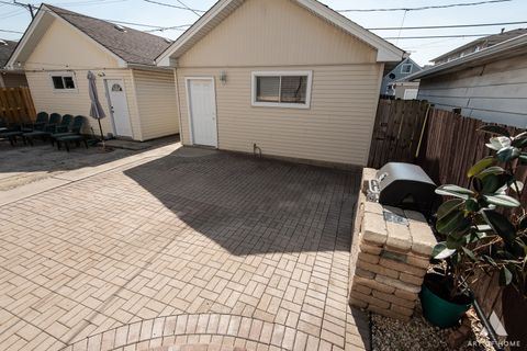 Tiny photo for 7319 W 58th Place, Summit, IL 60501 (MLS # 12561070)