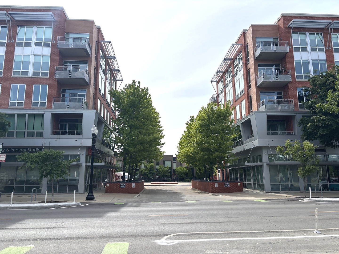 4814 N Clark Street 204S