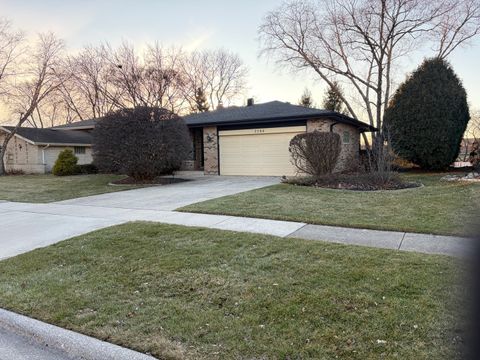 Tiny photo for 7700 Apple Tree Lane, Willowbrook, IL 60527 (MLS # 12564259)