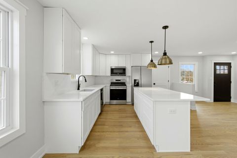 Tiny photo for 5940 Carpenter Street, Downers Grove, IL 60516 (MLS # 12603150)