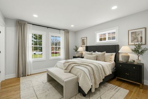 Tiny photo for 5940 Carpenter Street, Downers Grove, IL 60516 (MLS # 12603150)