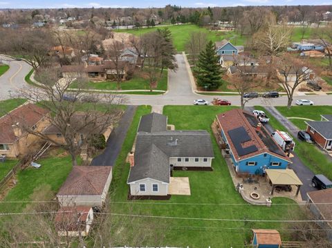 Tiny photo for 5940 Carpenter Street, Downers Grove, IL 60516 (MLS # 12603150)