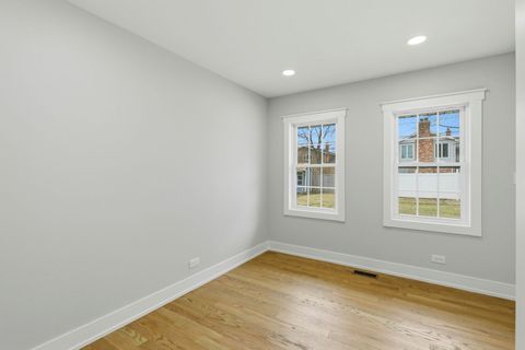 Tiny photo for 5940 Carpenter Street, Downers Grove, IL 60516 (MLS # 12603150)