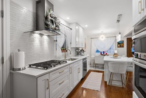 Tiny photo for 8239 Sayre Avenue, Burbank, IL 60459 (MLS # 12543675)