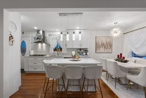 Tiny photo for 8239 Sayre Avenue, Burbank, IL 60459 (MLS # 12543675)