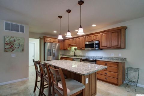 Tiny photo for 4901 Chestnut St. St, Quincy, IL 62305 (MLS # 12620338)