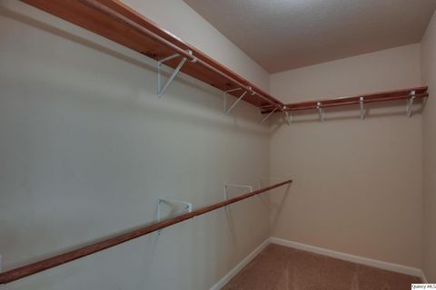 Tiny photo for 4901 Chestnut St. St, Quincy, IL 62305 (MLS # 12620338)