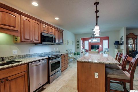 Tiny photo for 4901 Chestnut St. St, Quincy, IL 62305 (MLS # 12620338)