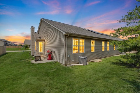 Tiny photo for 2218 Pebblebrook Lane, Urbana, IL 61802 (MLS # 12661005)