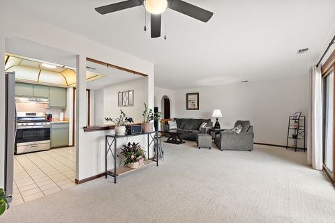 Tiny photo for 15724 Brassie Court #2N, Orland Park, IL 60462 (MLS # 12622329)