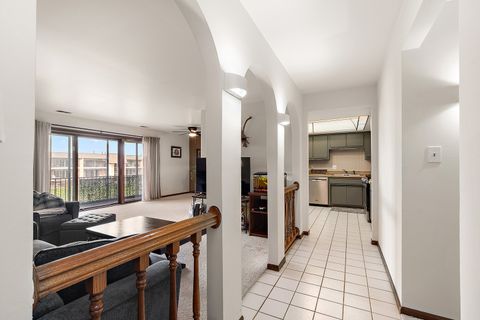 Tiny photo for 15724 Brassie Court #2N, Orland Park, IL 60462 (MLS # 12622329)